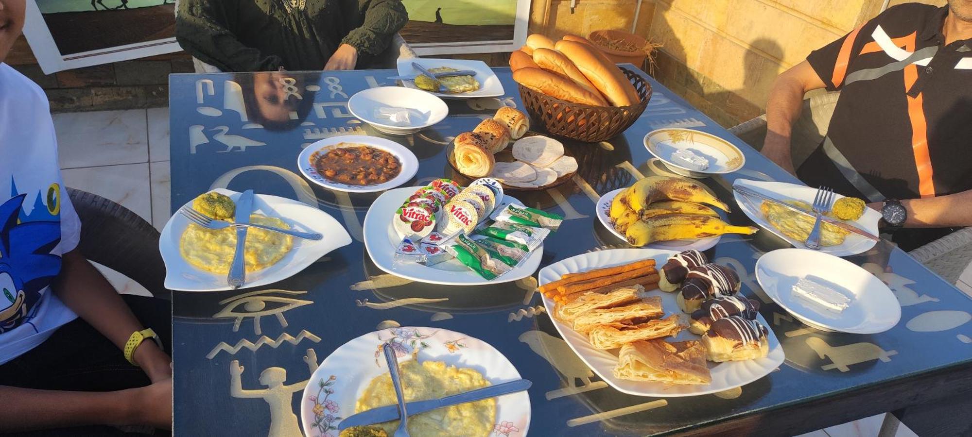 Pyramids Kingdom - Guest House Kafret el-Gabal 외부 사진
